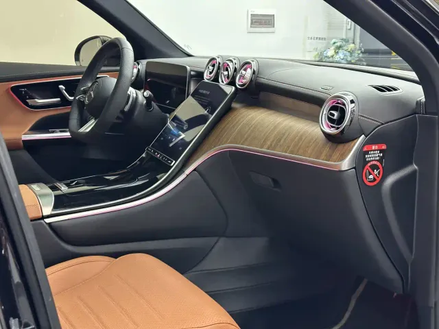Mercedes-Benz GLC-Class — Фото автомобиля 16