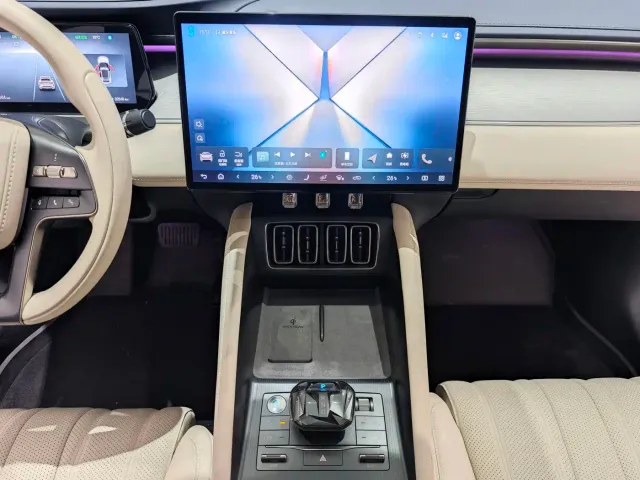 BYD Song L EV — Фото автомобиля 7