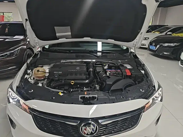 Buick Verano — Фото автомобиля 19
