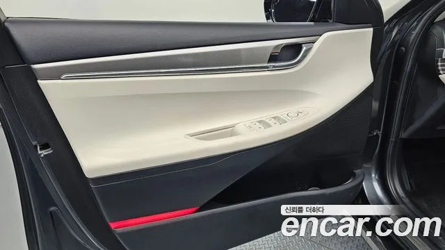 Hyundai Grandeur New — Фото автомобиля 13