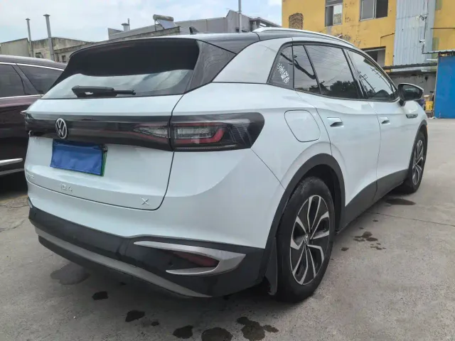 Volkswagen ID.4 X — Фото автомобиля 10