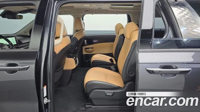 Kia Canival Carnival 4 поколение Дизель 9 мест Signature — Фото автомобиля 12