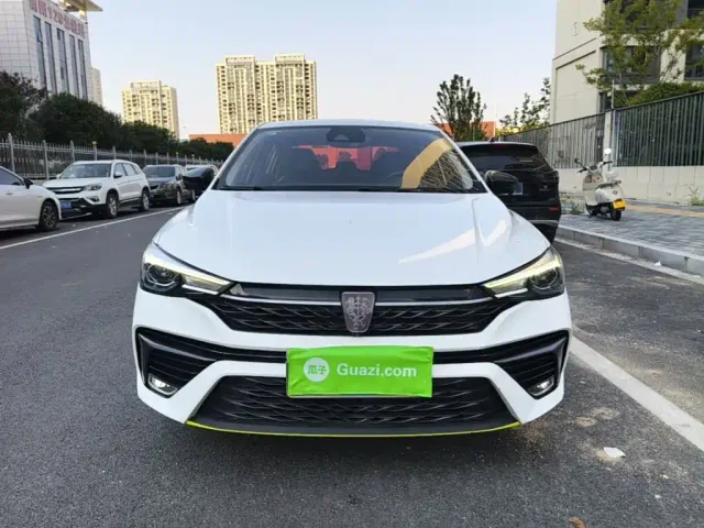 Roewe i5 — Фото автомобиля 2