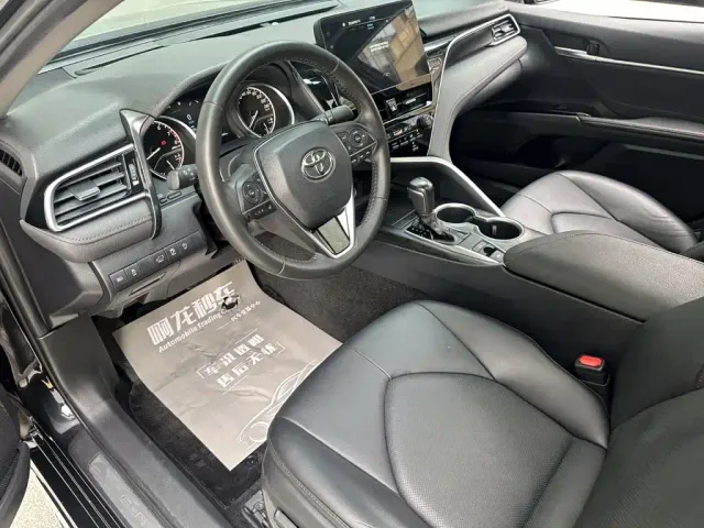 Toyota Camry — Фото автомобиля 8