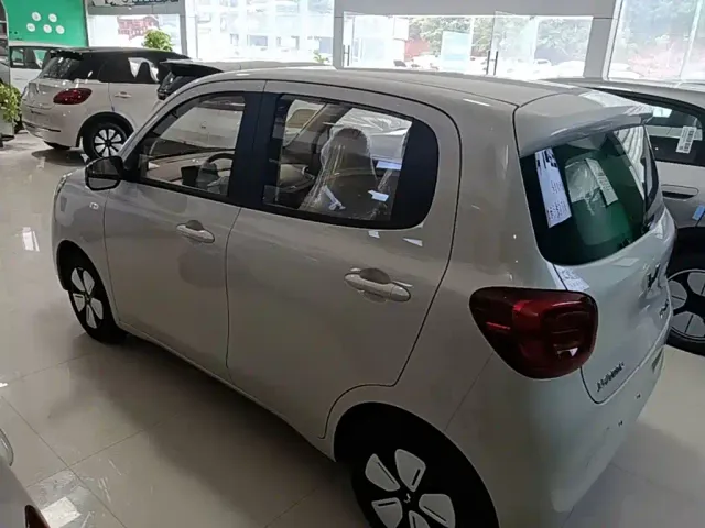 Wuling Hongguang Mini EV — Фото автомобиля 4