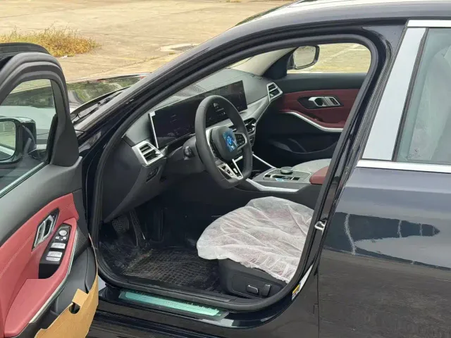 BMW i3 — Фото автомобиля 5