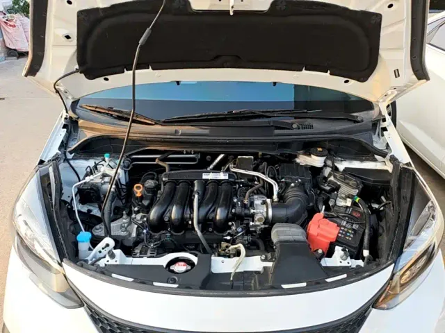 Honda Fit — Фото автомобиля 19