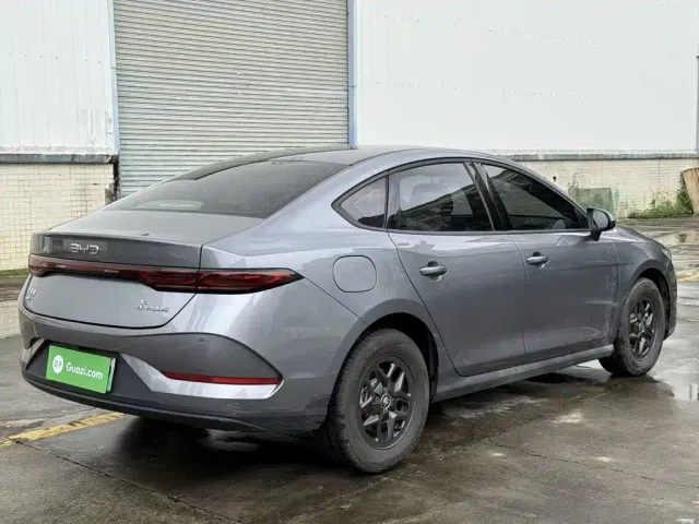 BYD Qin PLUS — Фото автомобиля 22