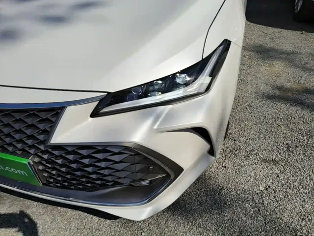 Toyota Avalon — Фото автомобиля 23