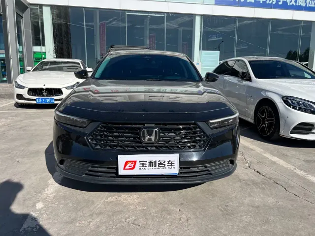 Фотография автомобиля — Honda Accord