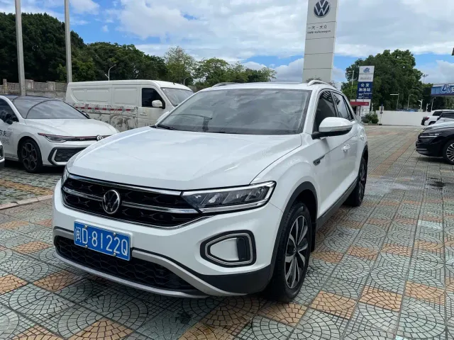 Фотография автомобиля — Volkswagen T-Roc