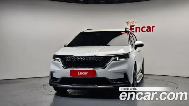 Kia Canival Carnival 4 поколение Бензин 7 мест Noblesse — Фото автомобиля 3