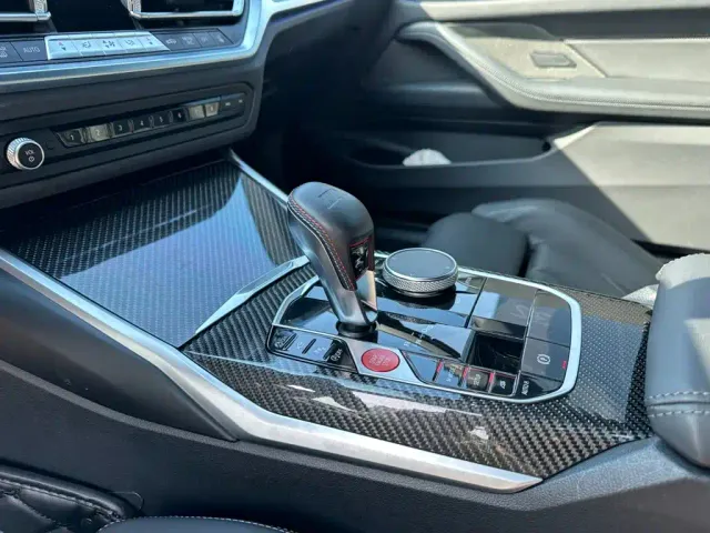 BMW M4 — Фото автомобиля 15