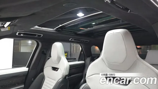 Land Rover Range Rover Sport — Фото автомобиля 19