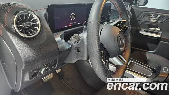 Mercedes-Benz EQB X243 — Фото автомобиля 15
