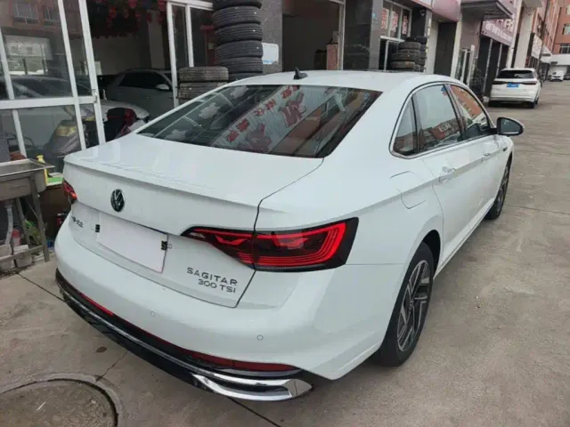 Volkswagen Sagitar — Фото автомобиля 6