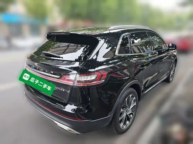 Lincoln Nautilus 2021 2.0T AWD Exclusive Edition — Фото автомобиля 4