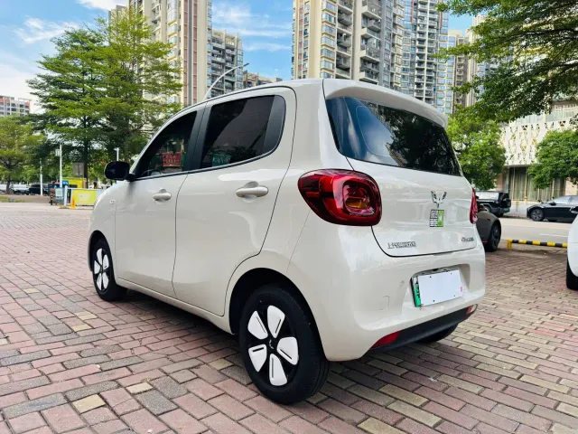 Wuling Hongguang Mini EV — Фото автомобиля 16