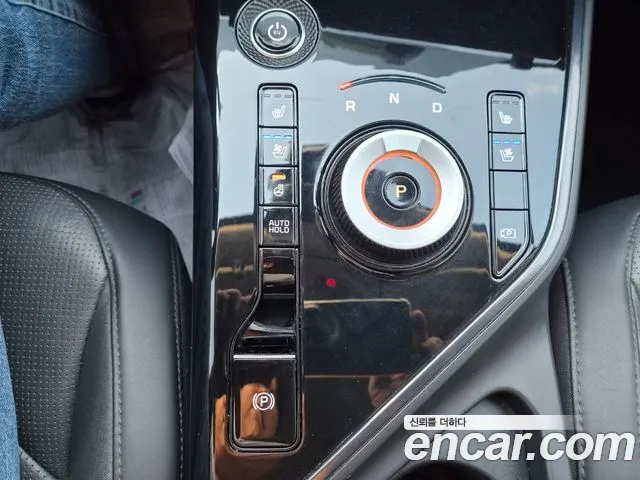 Kia Niro New — Фото автомобиля 16