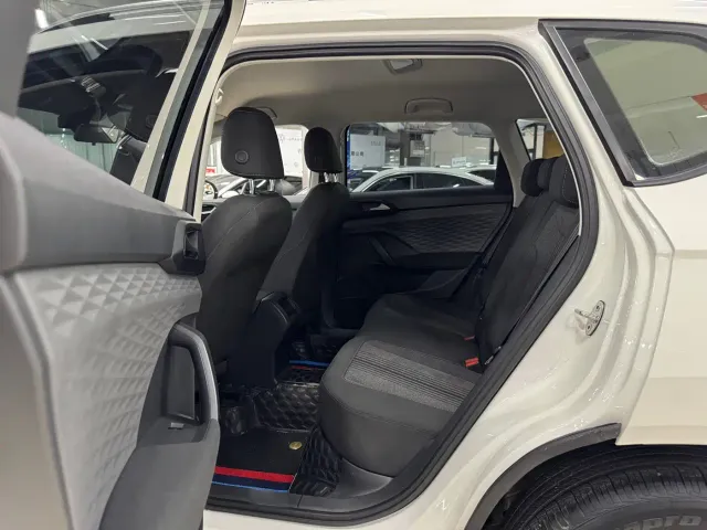Volkswagen Tharu — Фото автомобиля 6