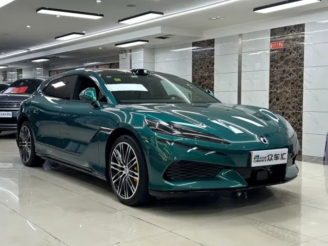 Denza Z9GT — Фото автомобиля 3
