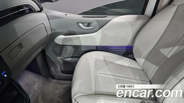 Hyundai Staria Staria 4WD Lounge 9 мест — Фото автомобиля 23