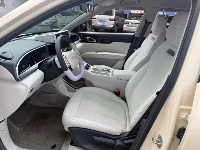 Geely Starry Wish — Фото автомобиля 4