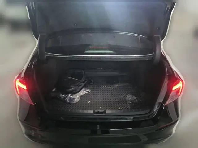 Honda Civic — Фото автомобиля 5