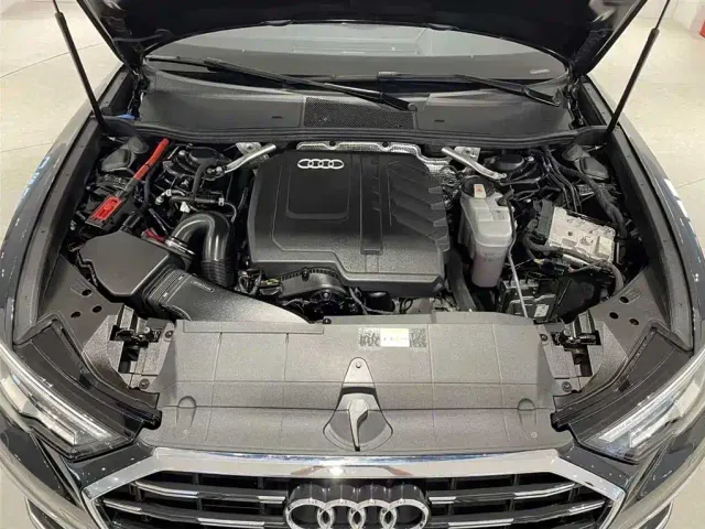 Audi A6L — Фото автомобиля 9