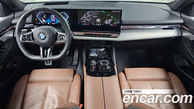 BMW 5 Series — Фото автомобиля 10