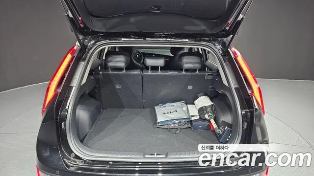 Kia Niro Niro (New) — Фото автомобиля 20