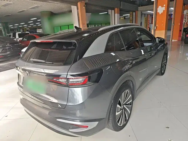 Volkswagen ID.4 X — Фото автомобиля 6