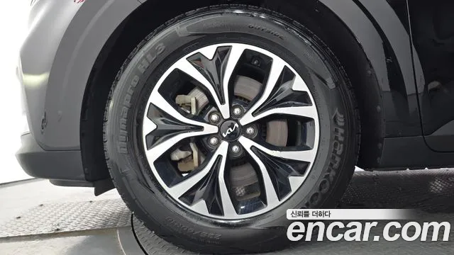 Kia Canival Carnival 4 поколение 9 мест Signature — Фото автомобиля 4