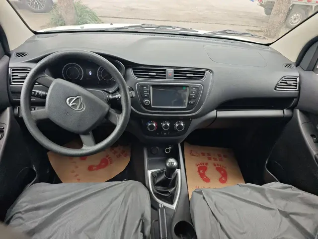 Changan Ono S — Фото автомобиля 4