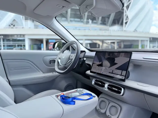 Leapmotor B10 — Фото автомобиля 13