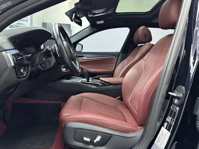 BMW 5 Series — Фото автомобиля 10