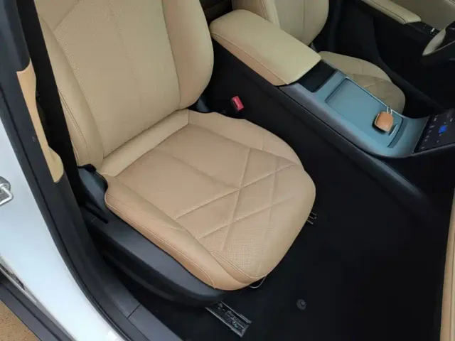 Geely Galaxy L6 — Фото автомобиля 24