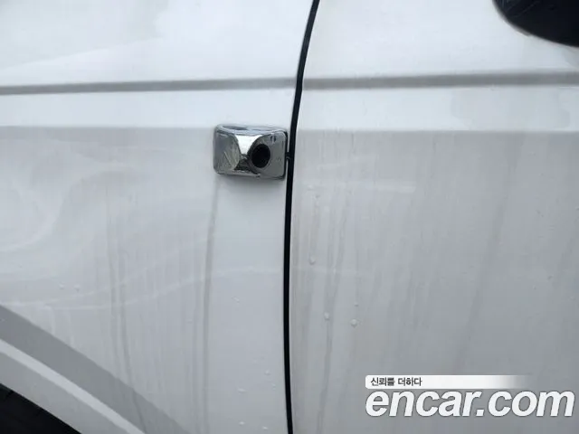 Kia Carnival Generation 4 — Фото автомобиля 16