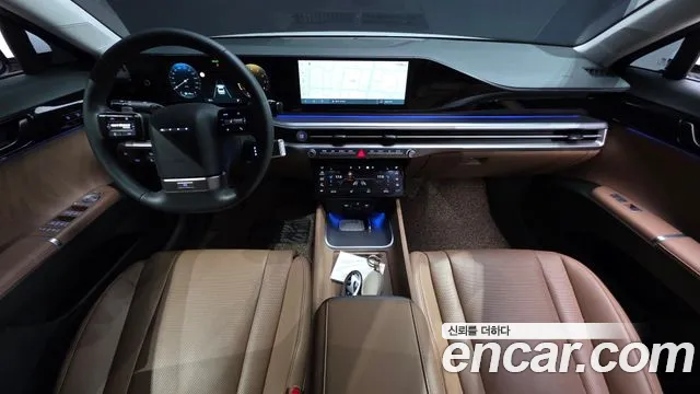 Hyundai Grandeur GN7 — Фото автомобиля 10