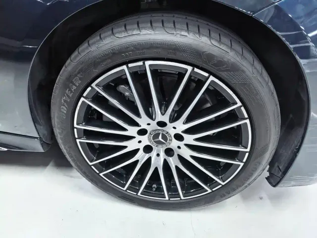 Mercedes-Benz C-Class — Фото автомобиля 10