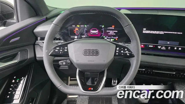 Audi Q6 e-tron — Фото автомобиля 5