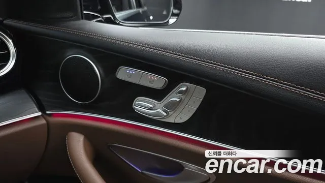 Mercedes-Benz E-Class W213 — Фото автомобиля 30