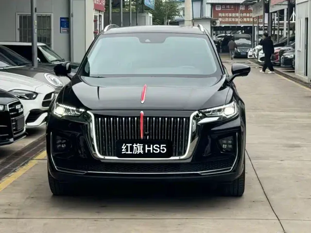 Hongqi HS5 — Фото автомобиля 2