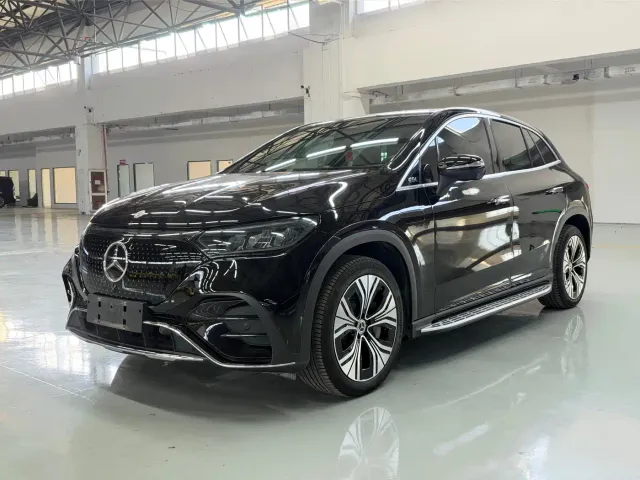 Фотография автомобиля — Mercedes-Benz EQE SUV
