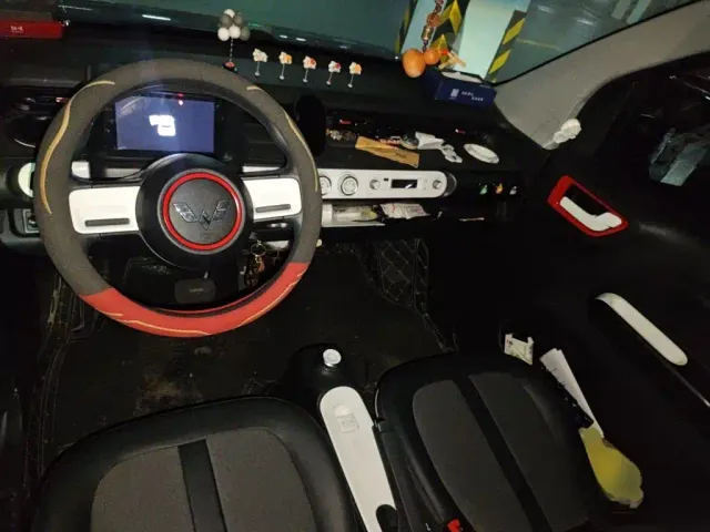 Wuling Hongguang Mini EV — Фото автомобиля 5