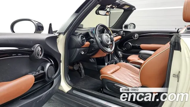 MINI Cooper Convertible — Фото автомобиля 15