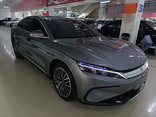 BYD Han — Фото автомобиля 3