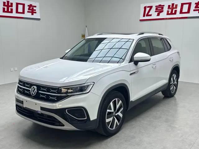 Фотография автомобиля — Volkswagen Tayron