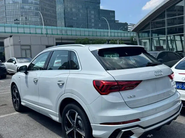 Audi Q3 — Фото автомобиля 7