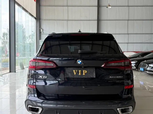 BMW X5 — Фото автомобиля 8